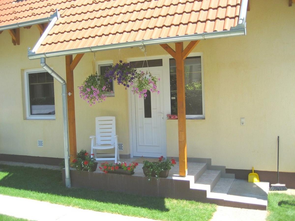 Lala Apartmanok Балатонбоглар Екстер'єр фото